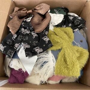 Universal Thread + JoJo Siwa + Wild Fable Mixed Lot of 30 Hair Bows